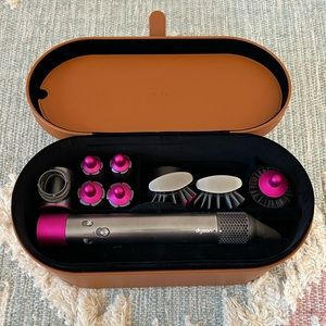 Dyson Airwrap- excellent condition